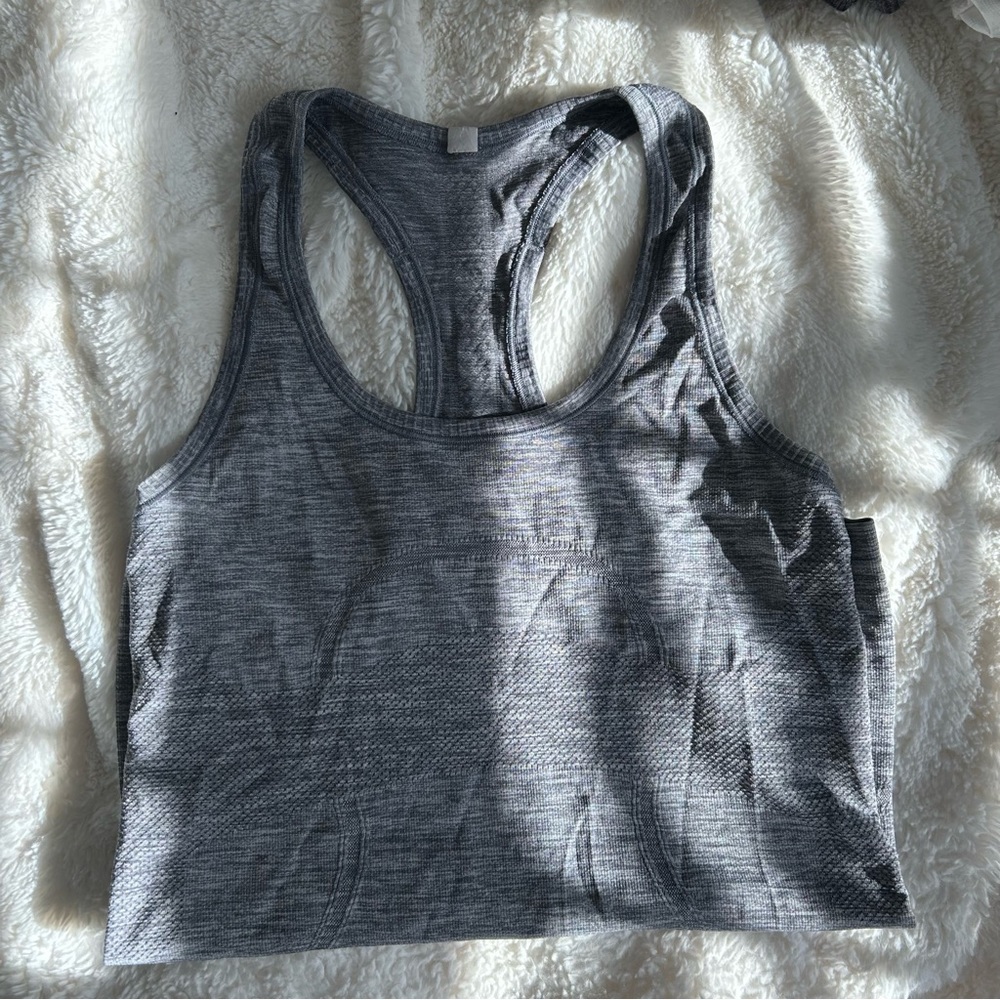 Lululemon tank top